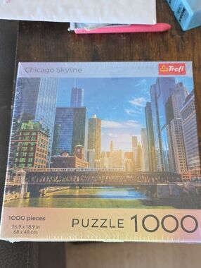 Trefl Chicago Skyline 1000-Piece Jigsaw Puzzle - Blue & Green Cityscape